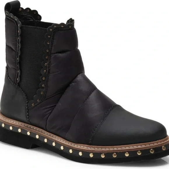 New Women’s Free People Atlas Puffer Chelsea Boots!!🔥🔥🔥